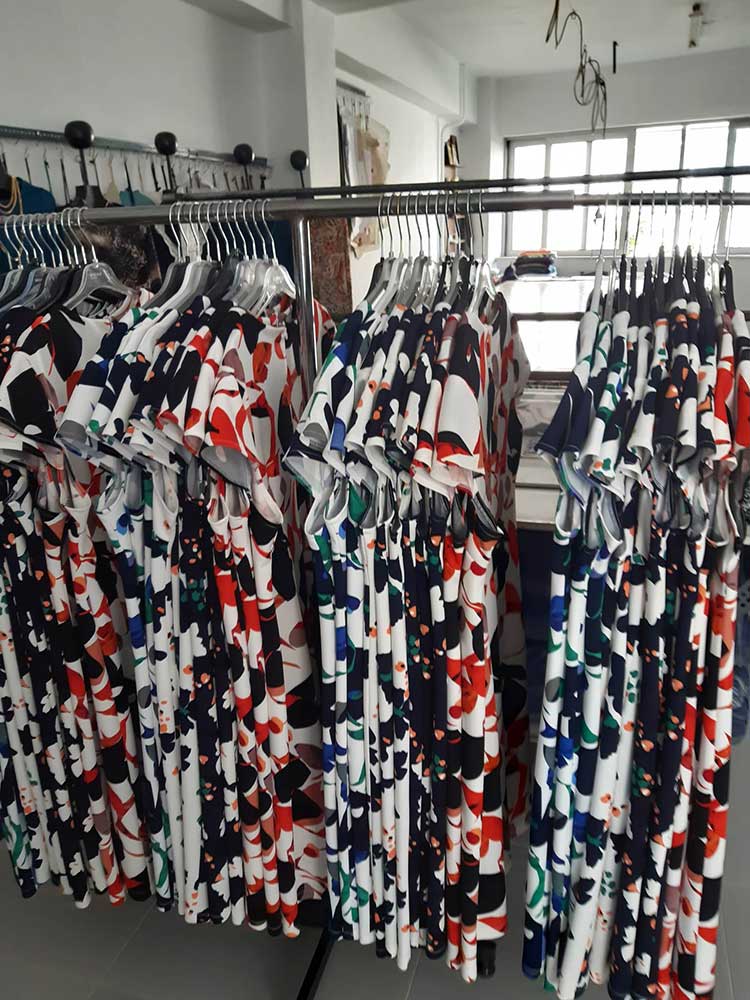 Γυναικεία Ρούχα